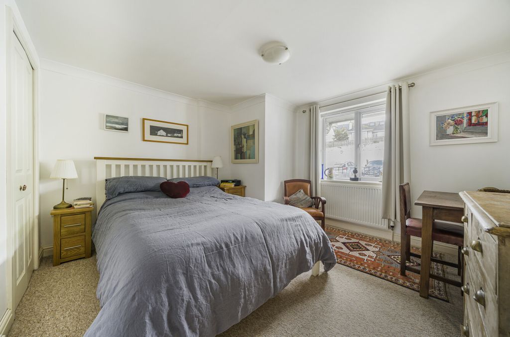 Additional image 8 of 2 bed flat for saleChyandour Cliff, Penzance, Cornwall TR18