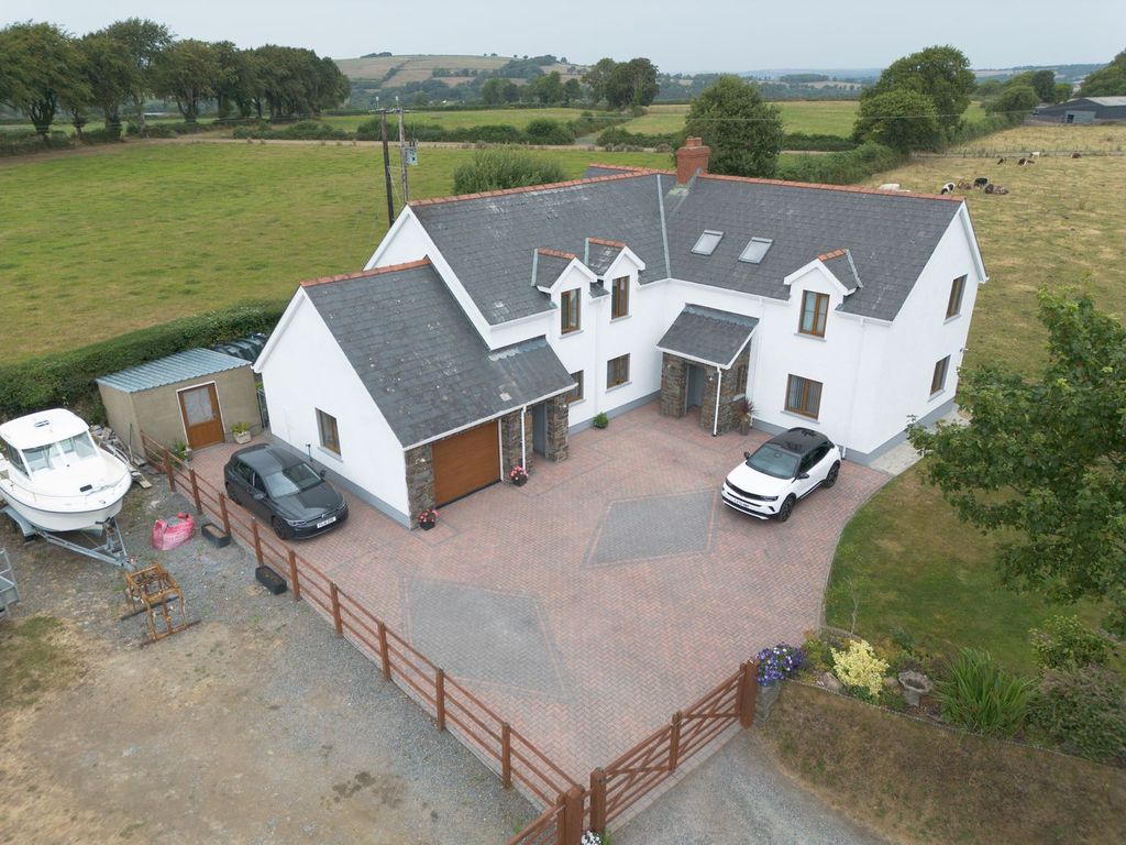 Property photo 2 of 55
