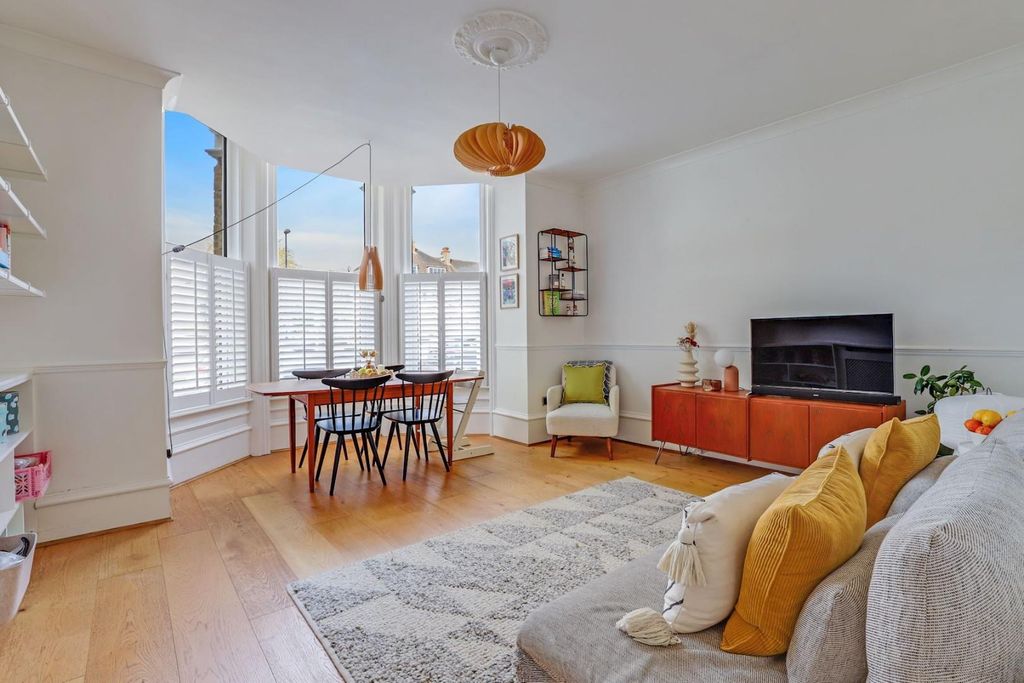 Property photo 1 of 12 04-Df80Img_0440-Medium.Jpg