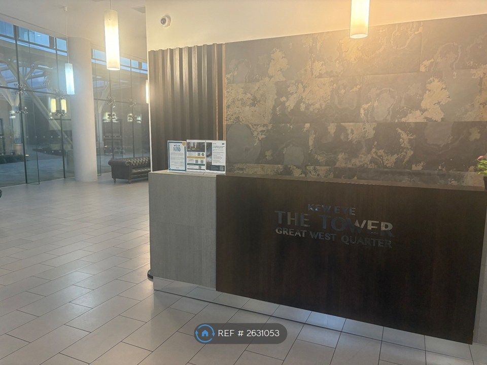 Property photo 2 of 10 Reception - Concierge