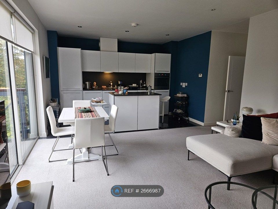 Property photo 3 of 11 Open Plan