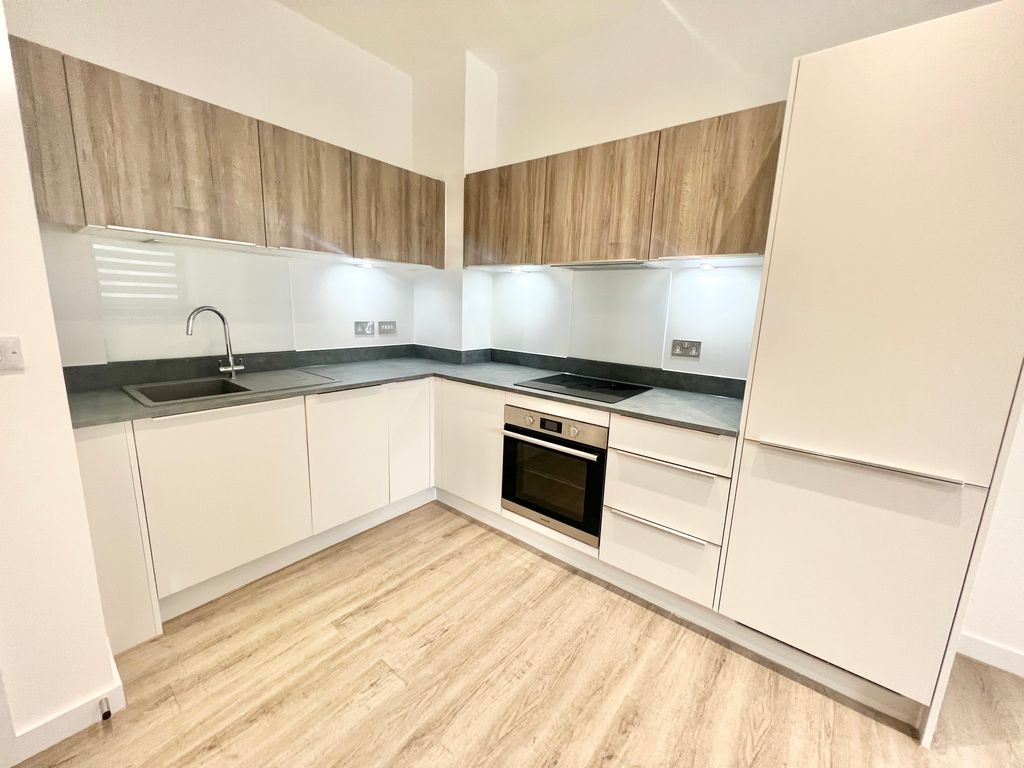 Property photo 3 of 5 Kitchen