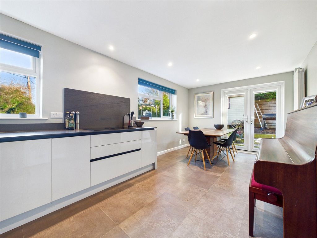 Property photo 2 of 19 2 - Picture No. 38