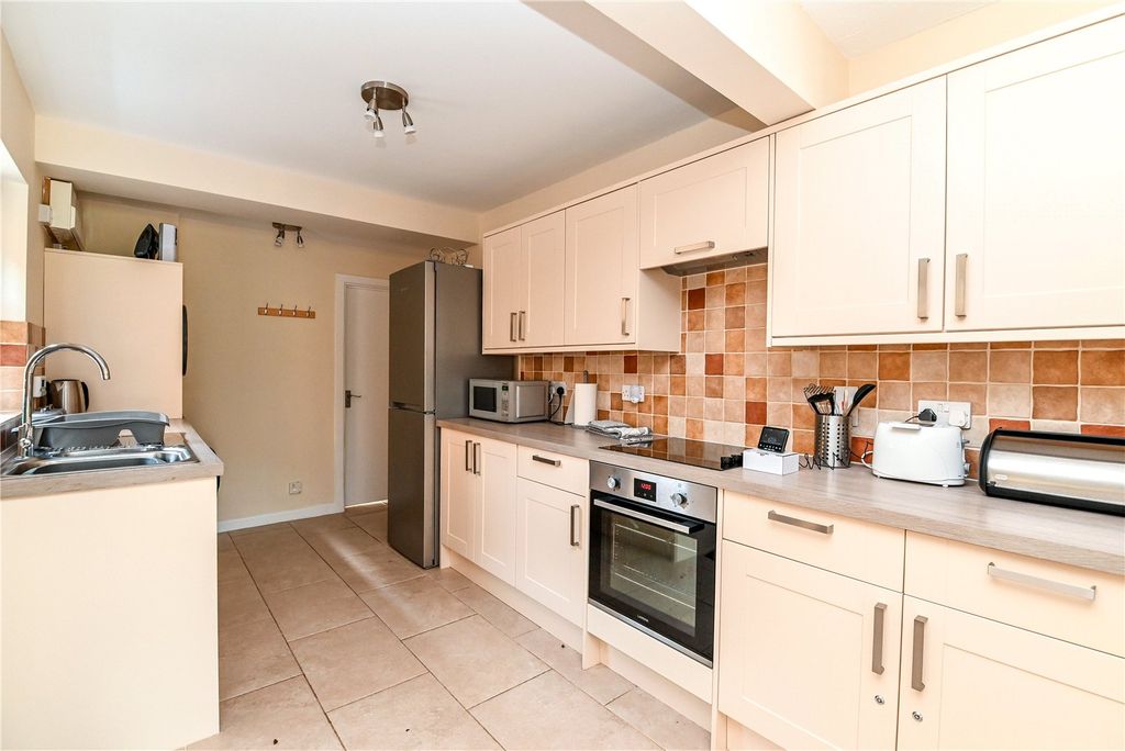 Property photo 2 of 22 Picture No. 05