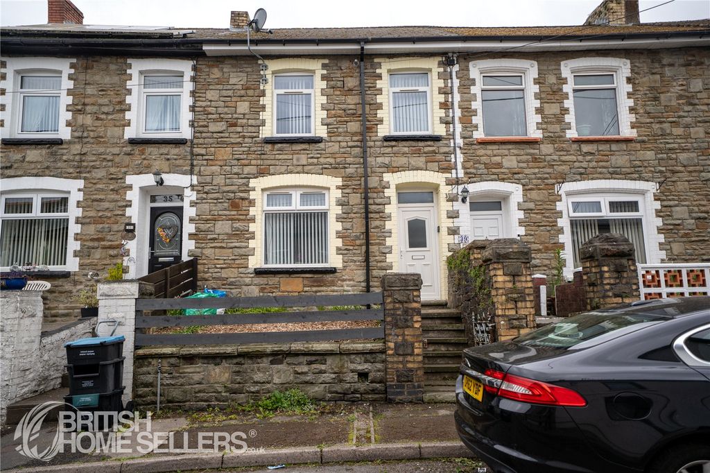 Property photo 1 of 18 Picture No. 12