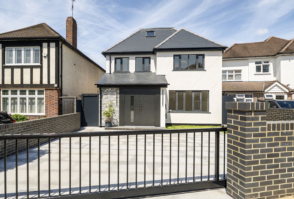 Property photo 3 of 22 1471504-1-6A31486...