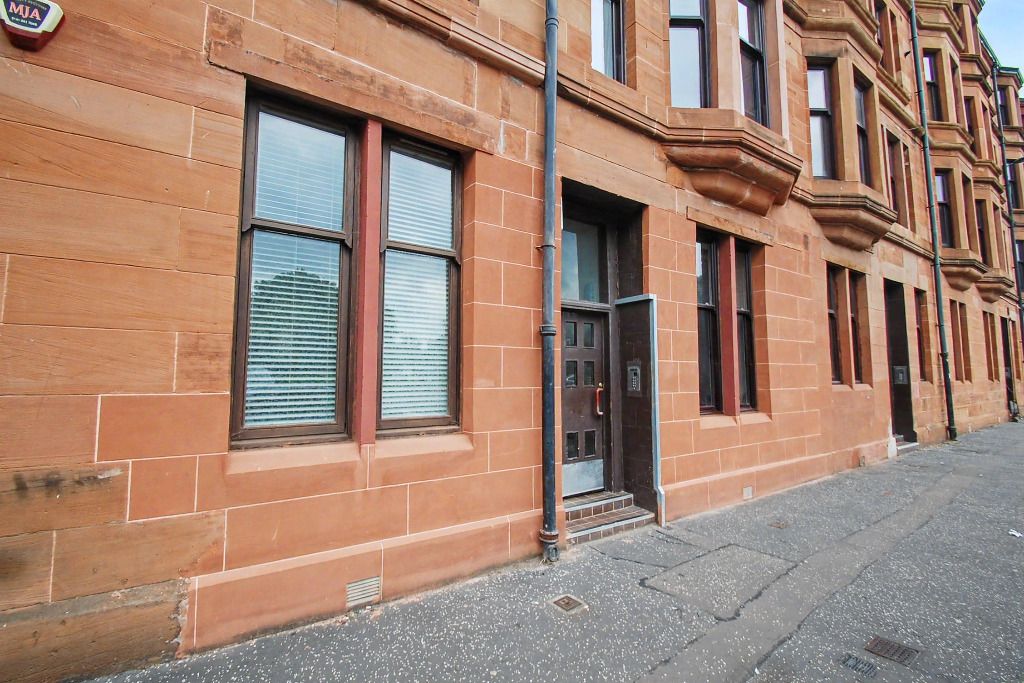 Property photo 2 of 15 5382451