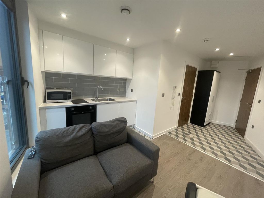 Property photo 3 of 7 Img_9828.Jpg