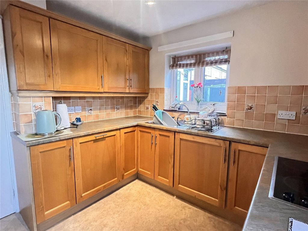 Property photo 3 of 18 Picture No. 10