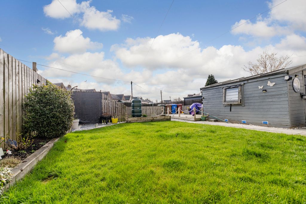 Additional image 13 of 2 bed flat for saleAlmond Street, Grangemouth FK3