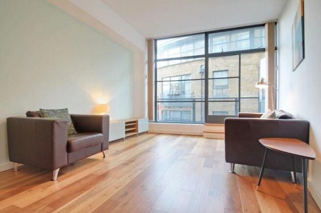 Property photo 2 of 13 1641435