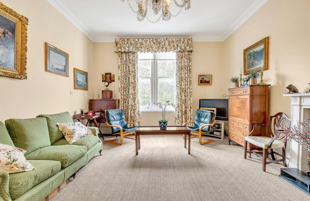 Property photo 1 of 13