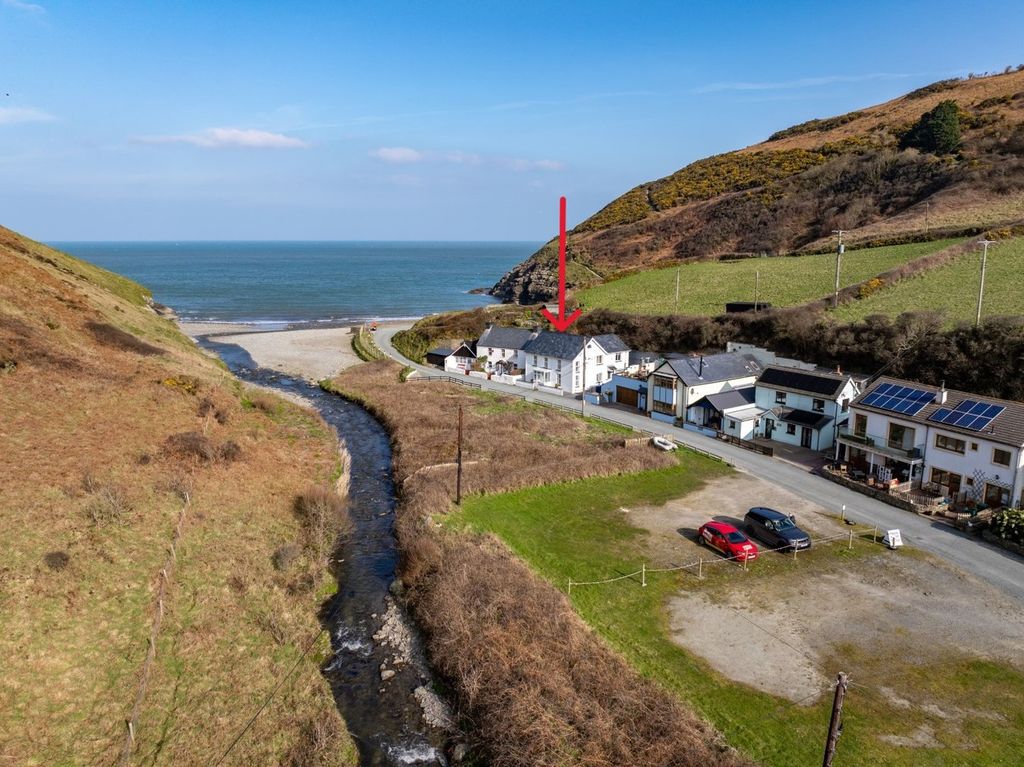 Property photo 1 of 36