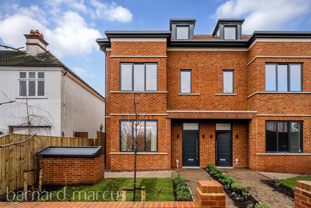 Property photo 1 of 29