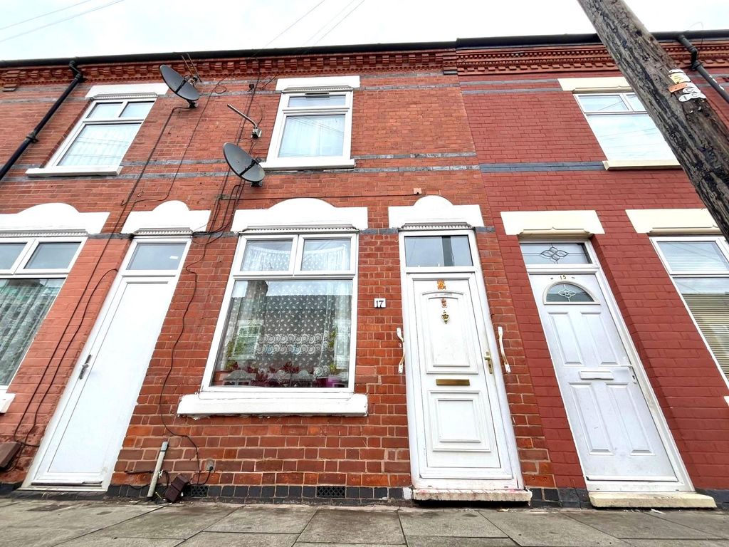 Property photo 1 of 13