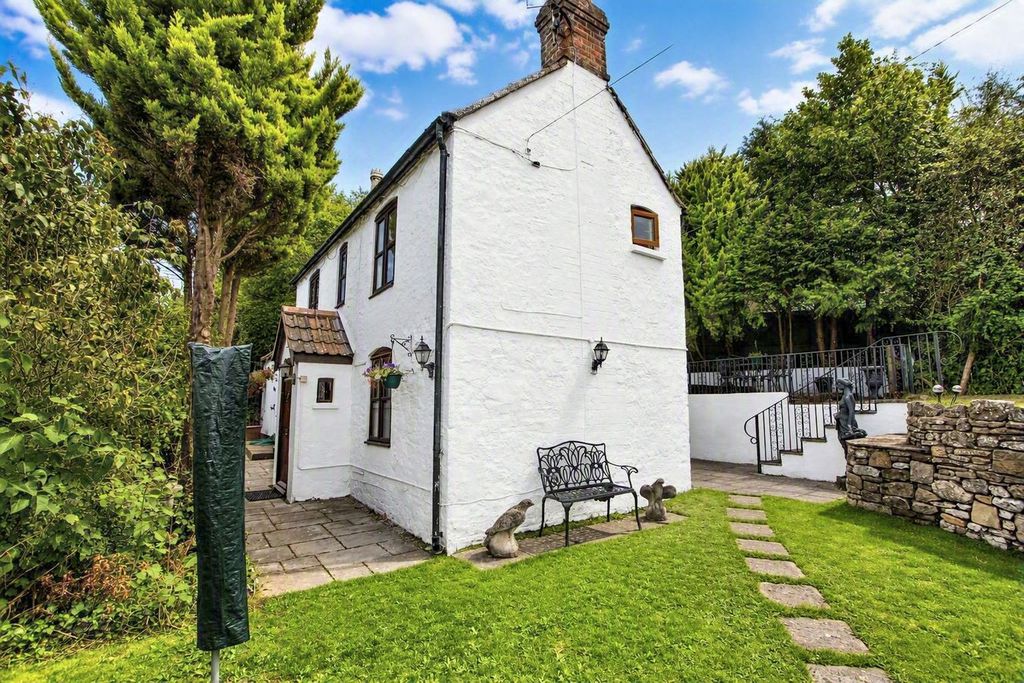 Property photo 3 of 14