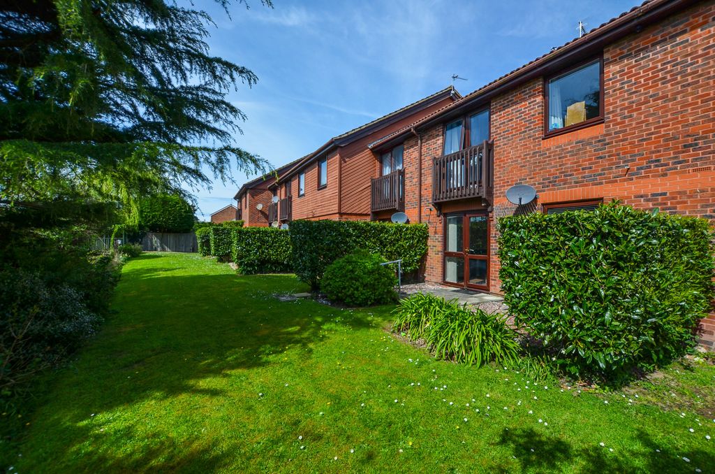 Property photo 2 of 15