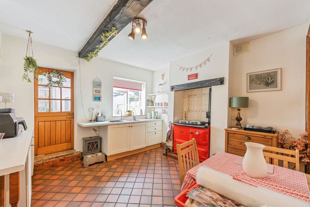 Property photo 3 of 17