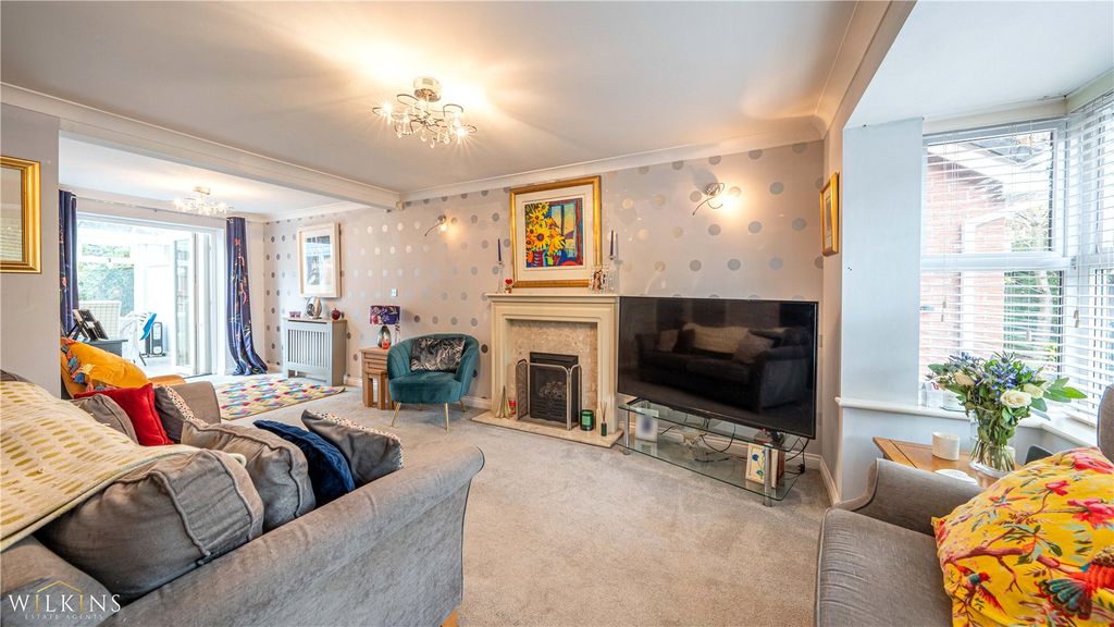 Property photo 2 of 35 Picture No. 36