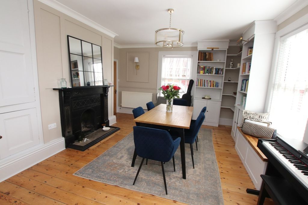 Property photo 3 of 22 Dining Room