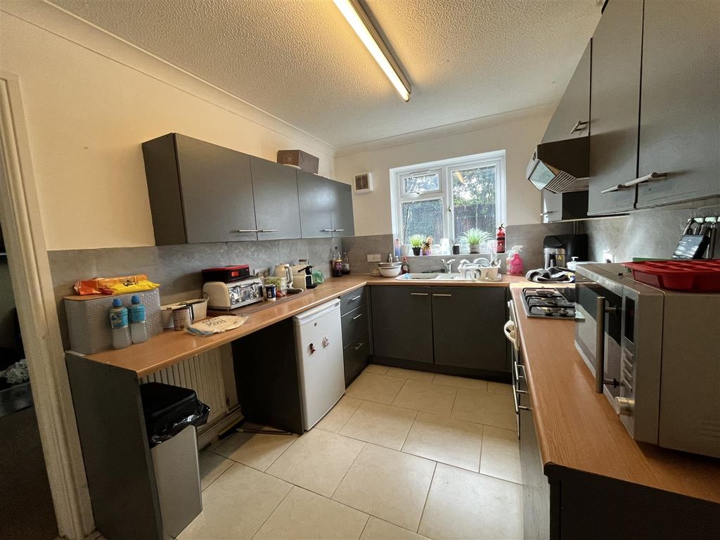 Property photo 3 of 12 Img_9064.Jpg