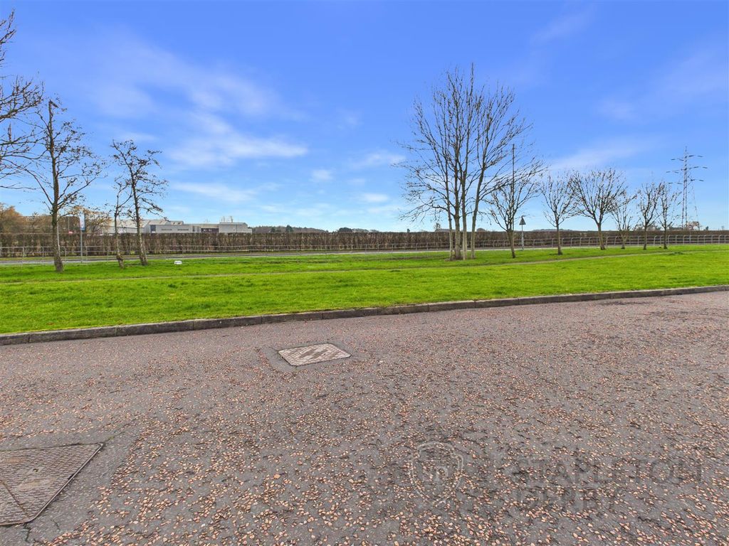 Property photo 2 of 28 Cam04709G0-Pr0311-Still001.Jpg