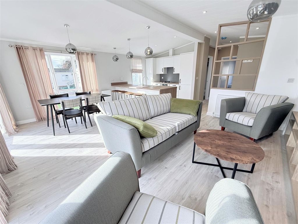 Property photo 3 of 15 Img_7090.Jpg