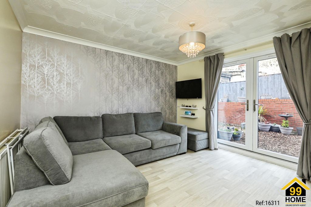 Property photo 3 of 20 Photo 2