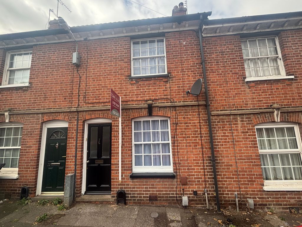 Property photo 1 of 12