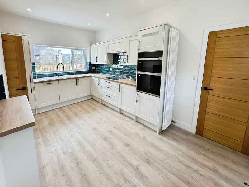 Property photo 3 of 10 Photo 8