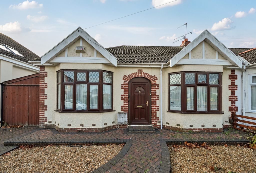 Property photo 1 of 25 1384905-14-692456...