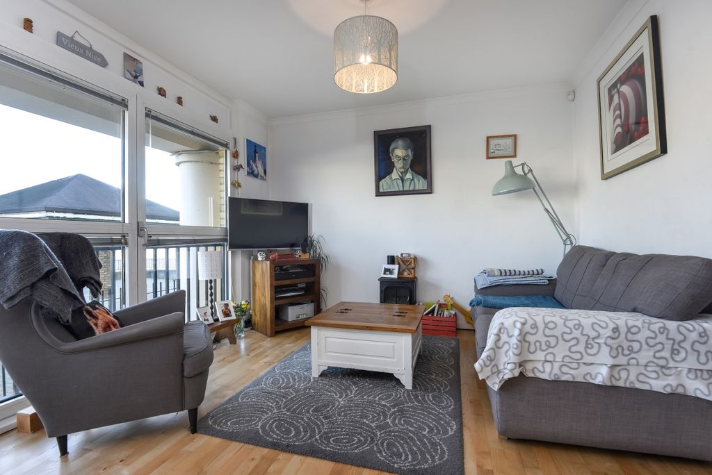 Property photo 3 of 7 159306 (5)