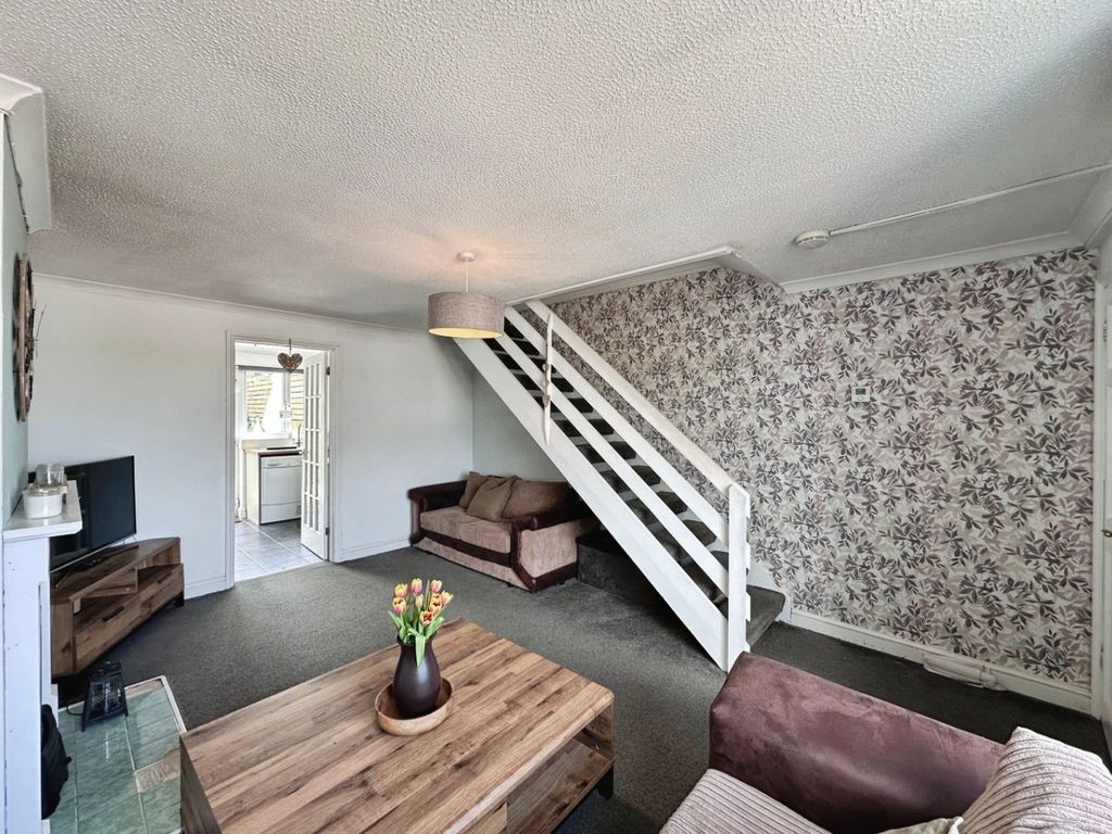 Property photo 3 of 18 5229622