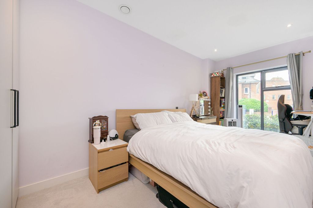 Property photo 3 of 8
