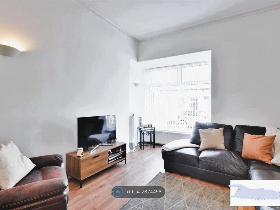 Property photo 3 of 9