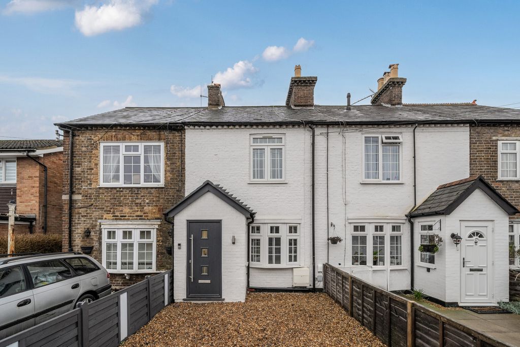 Property photo 1 of 20 1405605-18-697Cb5...