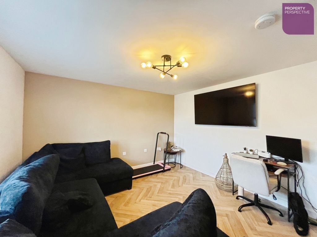 Property photo 2 of 15 Living Room