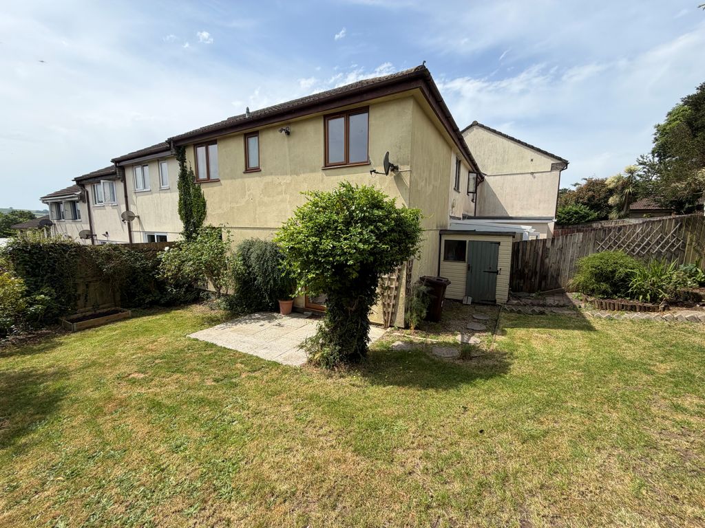 Property photo 1 of 9 3