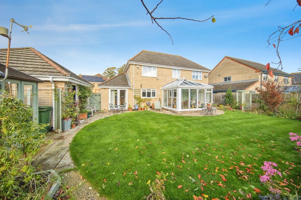 Property photo 3 of 22