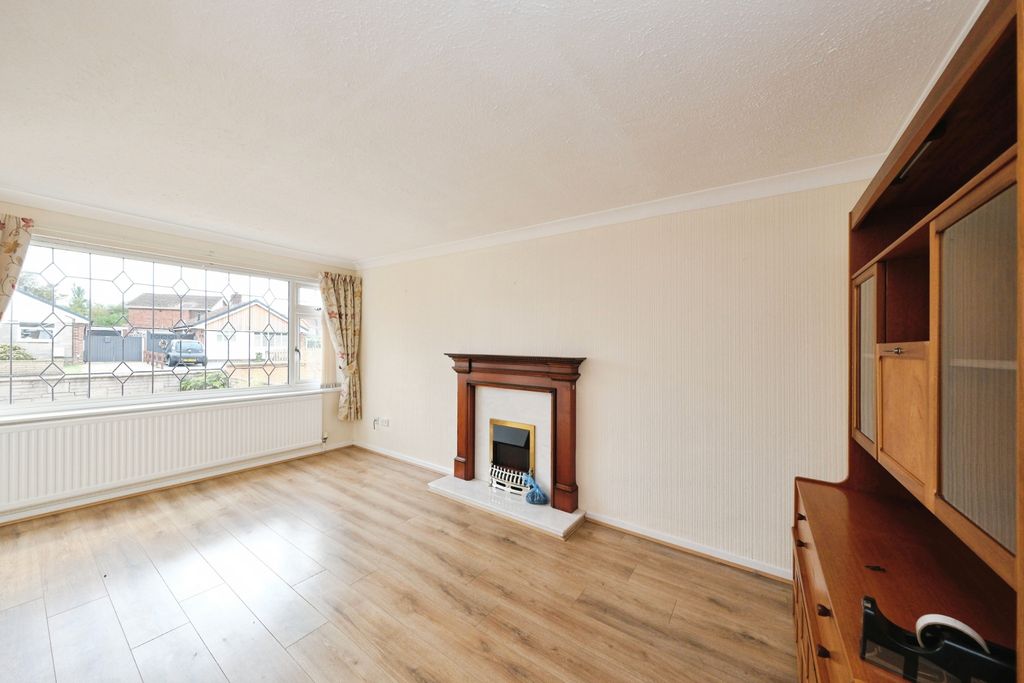 Property photo 3 of 20 Img_7973