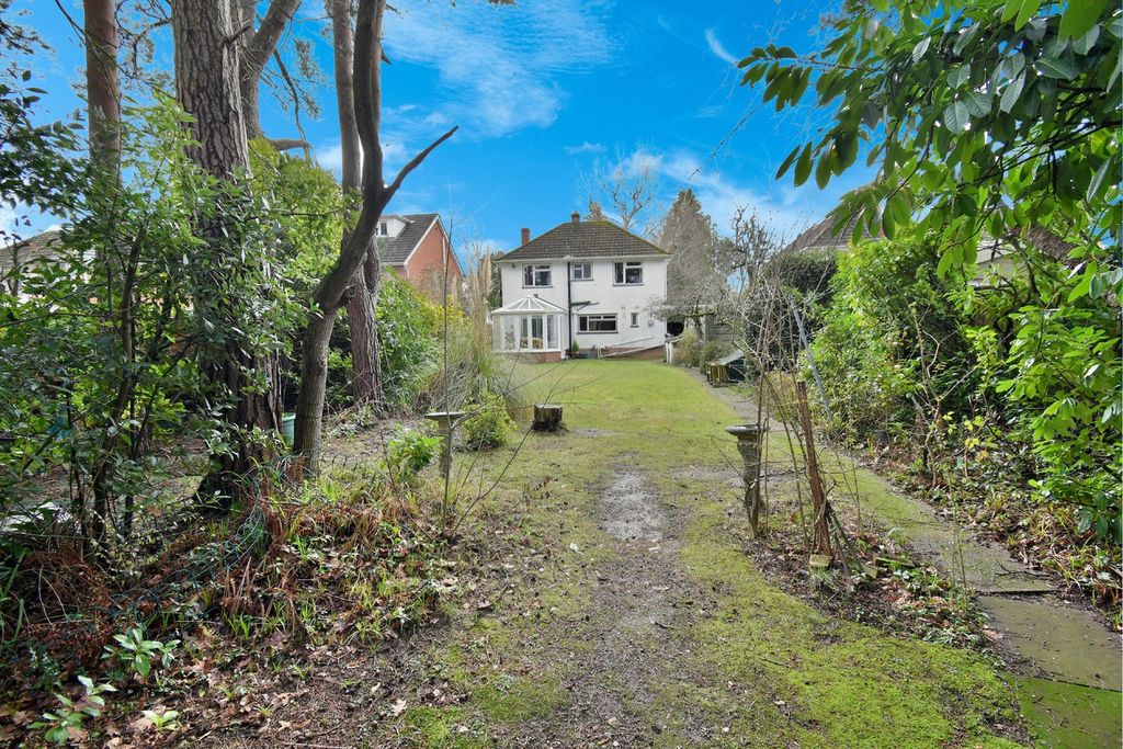 Property photo 2 of 14