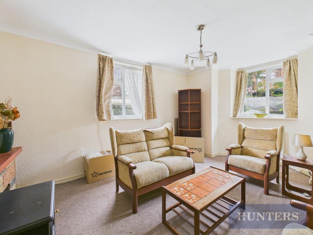 Property photo 2 of 11 Cam05316G0-Pr0254-Still007.Jpg