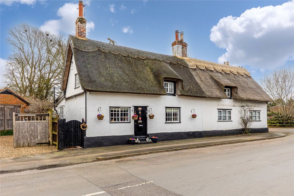 Property photo 1 of 35 Picture No. 04