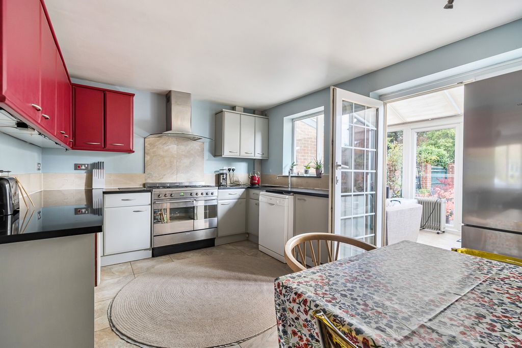 Property photo 3 of 24 1350273-20-68c2d2...