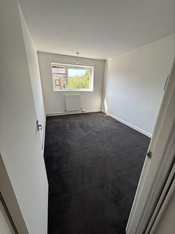 Property photo 3 of 3