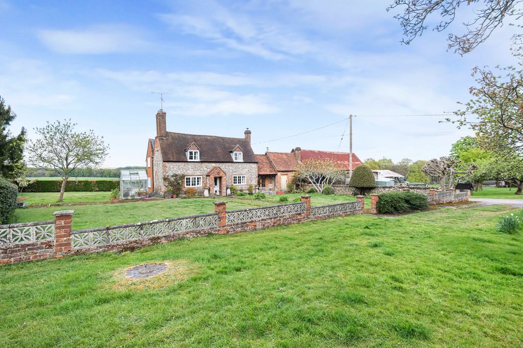 Property photo 2 of 24