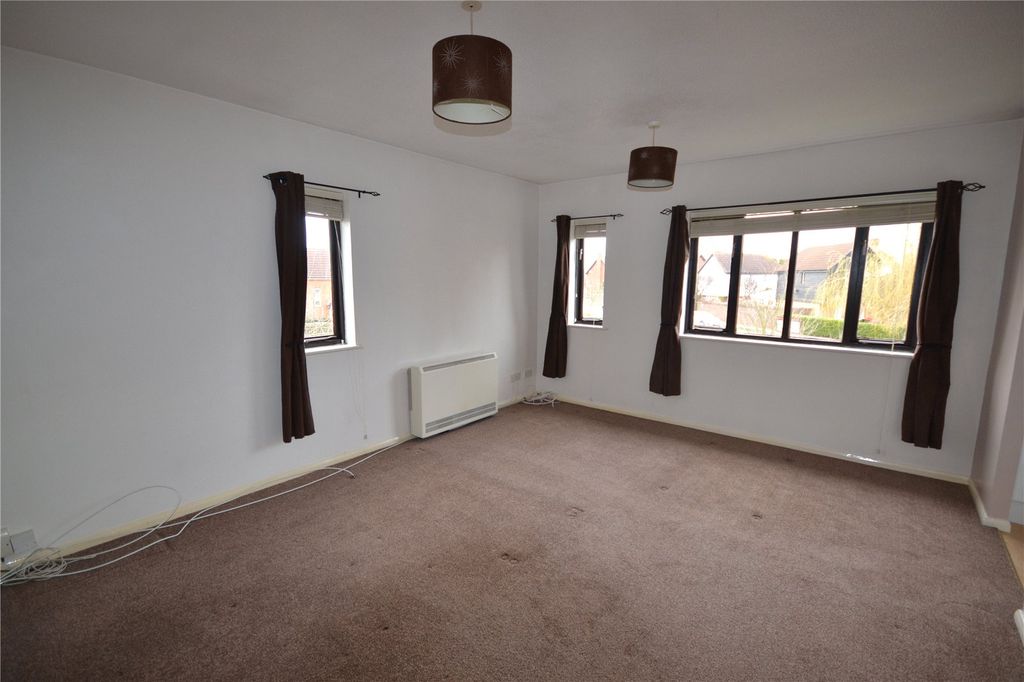 Property photo 3 of 6 Picture No. 02