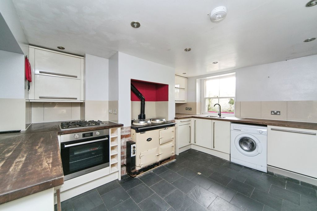 Property photo 2 of 20 Pbox-Img.Jpg