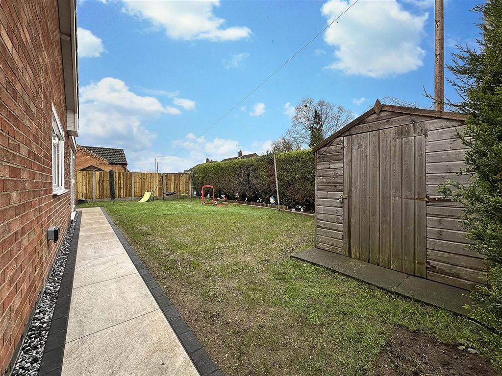 Property photo 3 of 22 Private Enclosed Garden 167