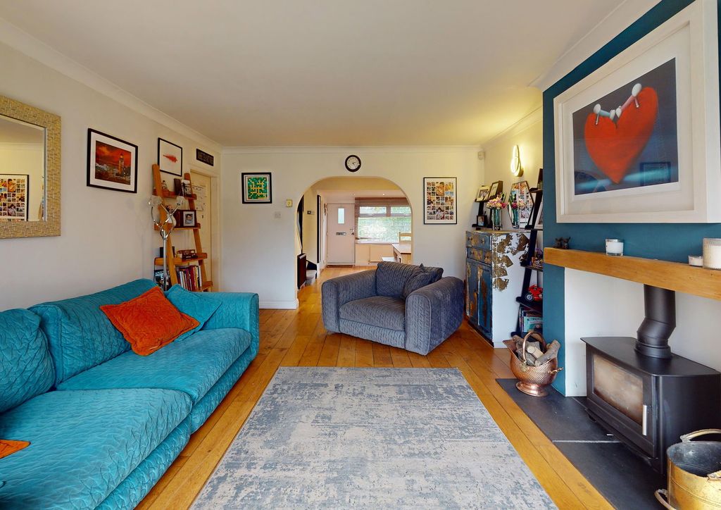 Property photo 3 of 24